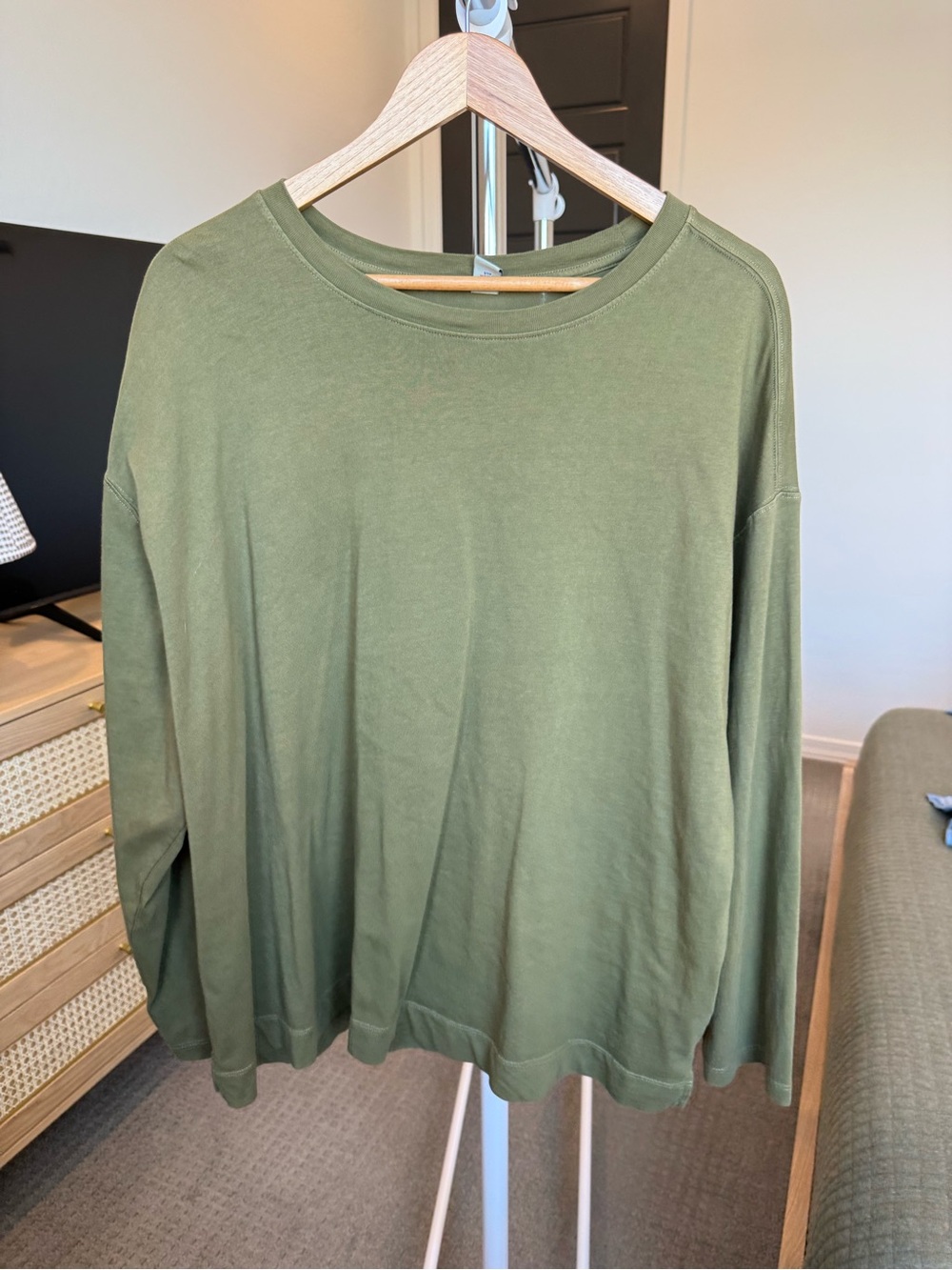 Old Navy Olive Long Sleeve Crew Tee